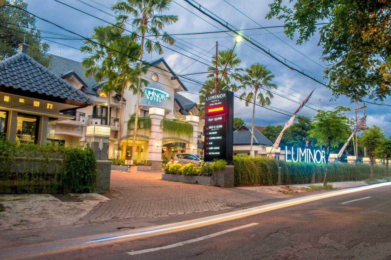 Luminor Hotel Jember By Wh מראה חיצוני תמונה